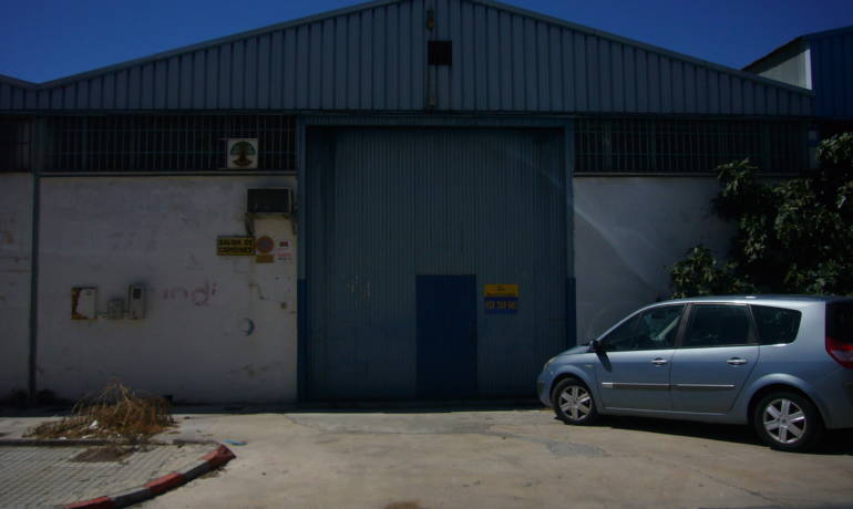 Se Alquila Nave industrial 365 m2 en Asegra, Granada